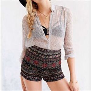 URBAN OUTFITTERS ECOTÉ HIGH RISE TAPESTRY SHORTS